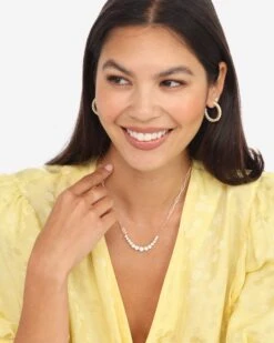 Heiress Hoops 1" - Gold|White Diamondettes -Melinda Maria 160 05.15.24 Ecomm 01981