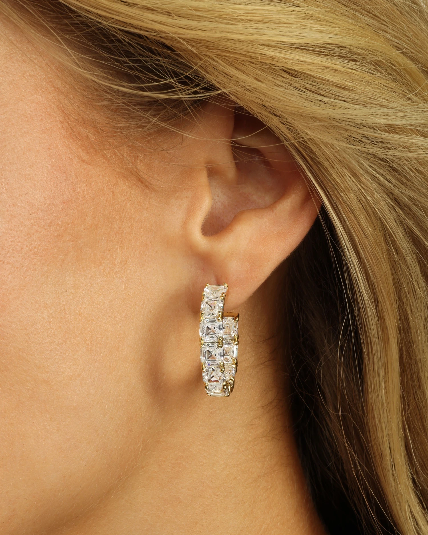 The Queen's Hoops 1" - Gold|White Diamondettes 6 The Queen's Hoops 1" - Gold|White Diamondettes - Image 4