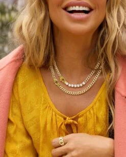 Pavé Julian Loves Diamonds Necklace - Gold|White Diamondettes 21 Pavé Julian Loves Diamonds Necklace - Gold|White Diamondettes -Melinda Maria PaveJulian MelOutdoor SeptemberCollection 2025 LS 7 3